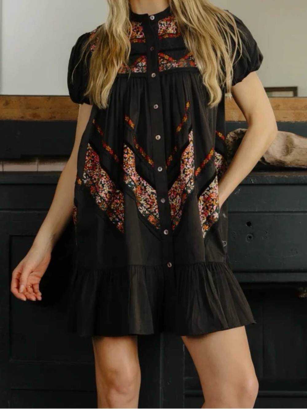 Love the Label XS Black floral dress NWT